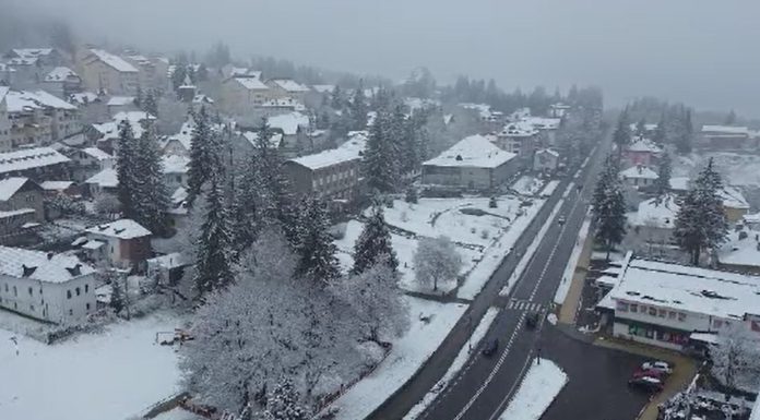 Frig neobișnuit de 1 Mai în toată țara. Zonele din România în care turiștii s-au trezit cu zăpadă în loc de iarbă verde