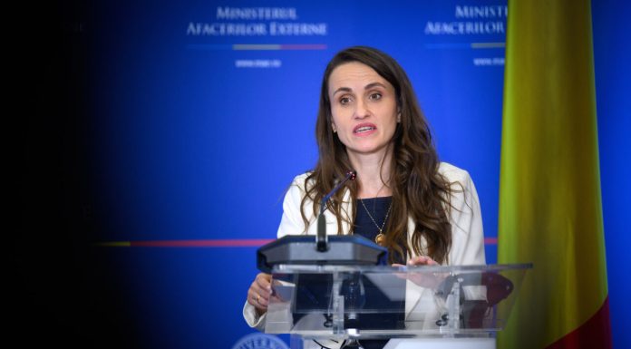 Culmea absurdului. Oana Țoiu anunță declasificarea alegerilor din 1990, în timp ce românii vor să știe de ce a fost anulat primul tur din 2024