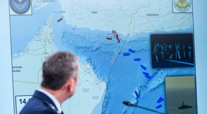 SUA au întors din drum 23 de nave în Strâmtoarea Ormuz. Trump: „Iranul nu ne poate șantaja”