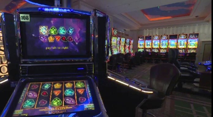 Sală de jocuri din Galați, jefuită în doar 30 de secunde. Suma cu care a plecat tâlharul