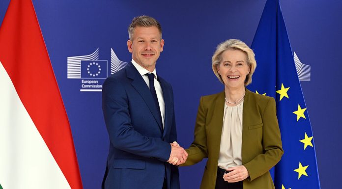 Vizită neobișnuită a viitorului premier al Ungariei, Peter Magyar, la Bruxelles. A avut o întâlnire cu Ursula von der Leyen