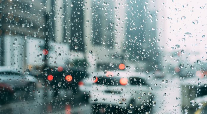 METEO Vin ploile în toată țara. Cum va fi vremea în perioada minivacanței de 1 Mai