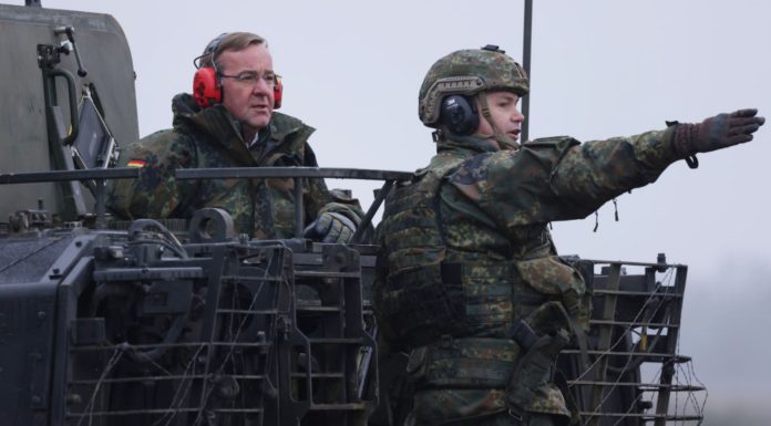 Germania a numit Rusia drept principala amenințare în prima sa strategie de apărare de după al Doilea Război Mondial