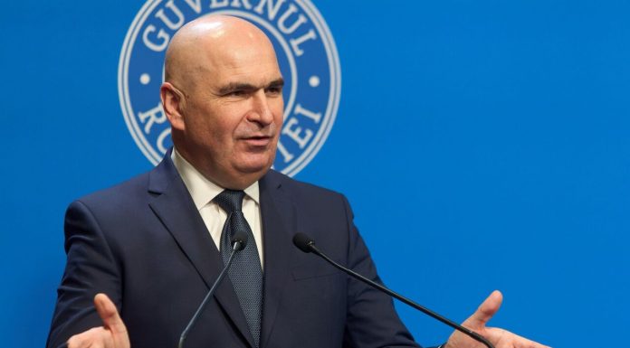 PSD și AUR au depus moțiunea de cenzură împotriva Guvernului Bolojan. Sunt 253 de semnături. Simion: „Este esența democrației”