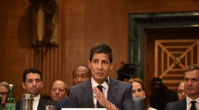 Nominalizat la șefia Rezervei Federale, Kevin Warsh respinge presiunile politice: „Trump nu mi-a cerut reducerea dobânzilor”