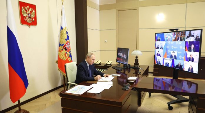 Tineri influenceri sunt instruiţi în Rusia să producă conţinut care susţine războiul din Ucraina