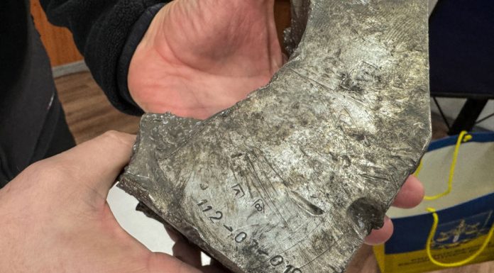 Ce s-a găsit în rachetele nord-coreene, cu care se mândrește Kim Jong Un. Rusia le folosește în Ucraina