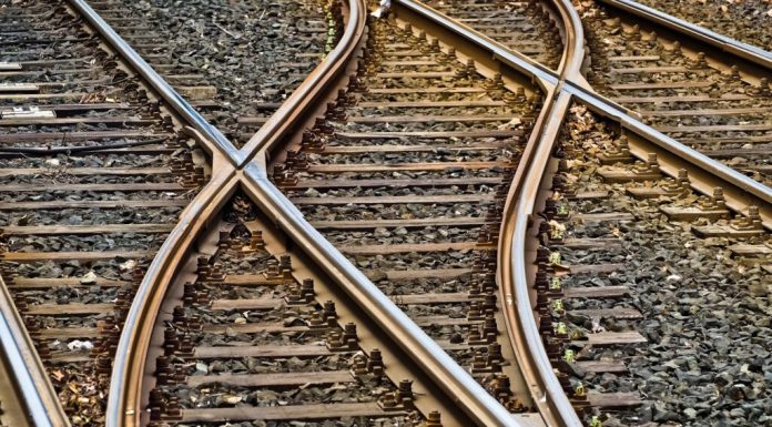 Trenuri întârziate din cauza unei defecțiuni între Mihăești și Radomirești, pe raza Regionalei Craiova