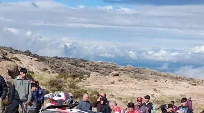 Tragedie la un raliu în Argentina. Un spectator a murit şi alte două persoane au fost rănite