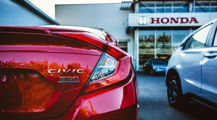Honda va opri producția de vehicule pe benzină la o fabrică din China