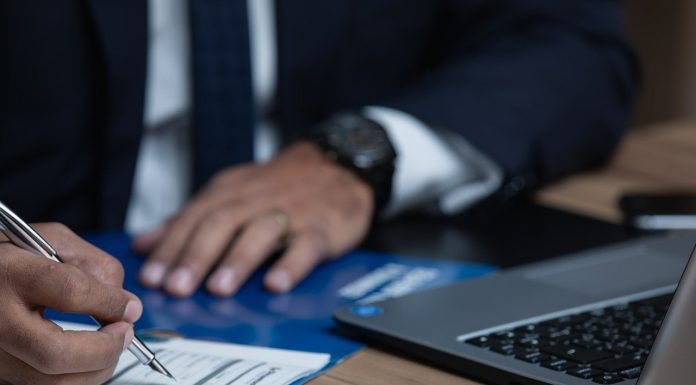 Scade numărul de SRL-uri în România GRAFICE