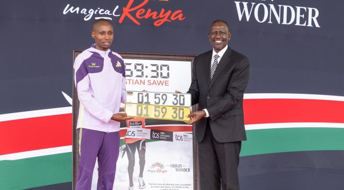 Sabastian Sawe, primul atlet care a terminat un maraton sub pragul legendar de două ore, primit ca un erou la Nairobi – VIDEO