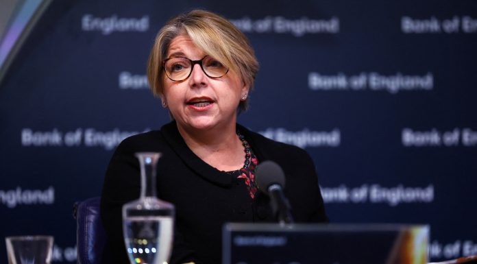 Avertismentul viceguvernatorului Băncii Angliei: „Piețele bursiere ar putea scădea”