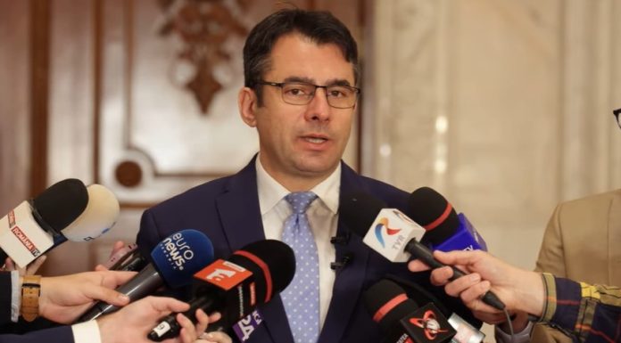 Pălărie (USR): Dacă PSD duce la căderea acestui guvern, nu poate să se aştepte că va renegocia formarea unui nou guvern împreună cu USR / Aruncarea României într-o criză politică înseamnă, în opinia mea, inconştienţă crasă