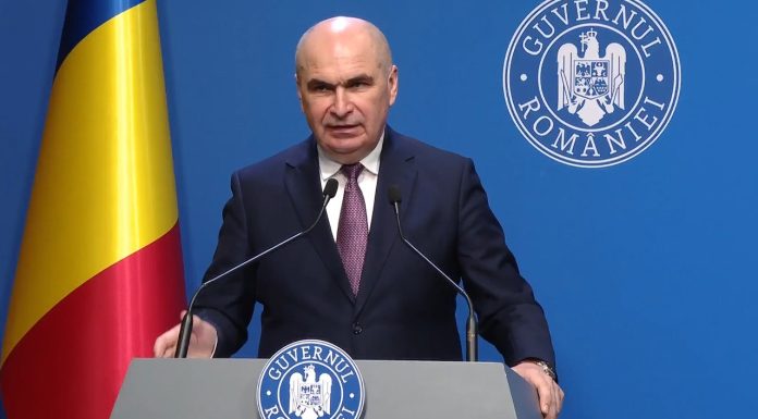 Bolojan, întrebat dacă au fost presiuni asupra sa din partea ”băieţilor deştepţi” din energie: Nu prea am fost contactat, pentru că se ştia că uşile mele în aceste zone sunt închise / Ce spune despre presiuni asupra miniştrilor