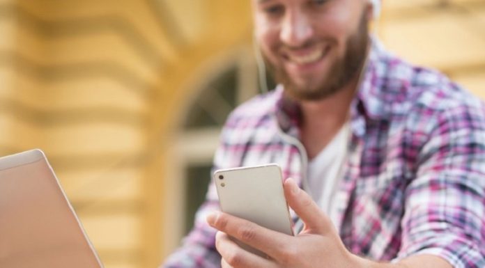 De ce jucătorii români interpretează greșit aproape-câștigurile și ce arată datele RTP reale când le testezi pe platforme demo