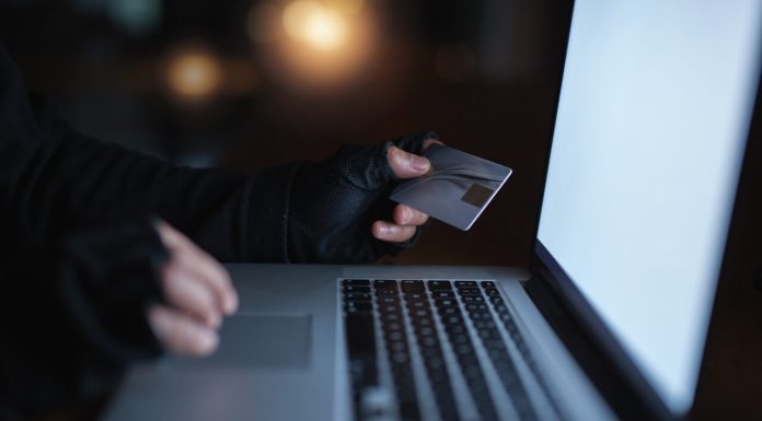 Ce este „escrocheria cu like-uri”: cum îți fură mii de euro prin Facebook și Instagram