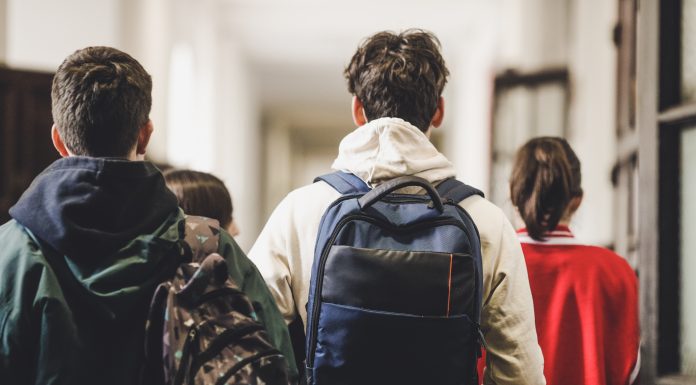 România, între olimpici de top și analfabetism funcțional. Un elev român din doi nu poate calcula un procent