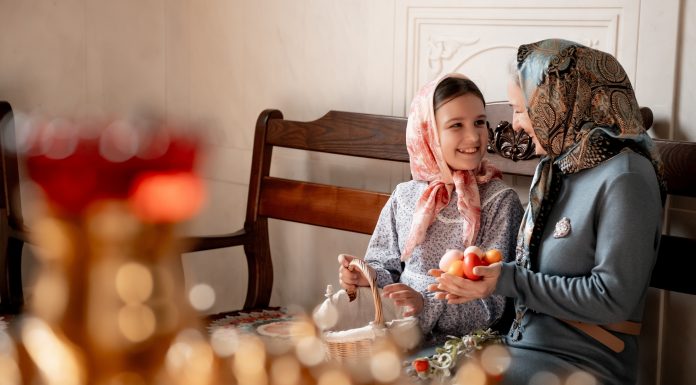 Despre cumpătarea la masa îmbelșugată de Paște știe toată lumea. Ce influență are însă emoția sărbătorii asupra organismului