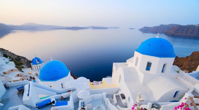 Turiștii supraponderali nu mai pot urca pe măgăruși în Santorini. Care este limita maximă de greutate