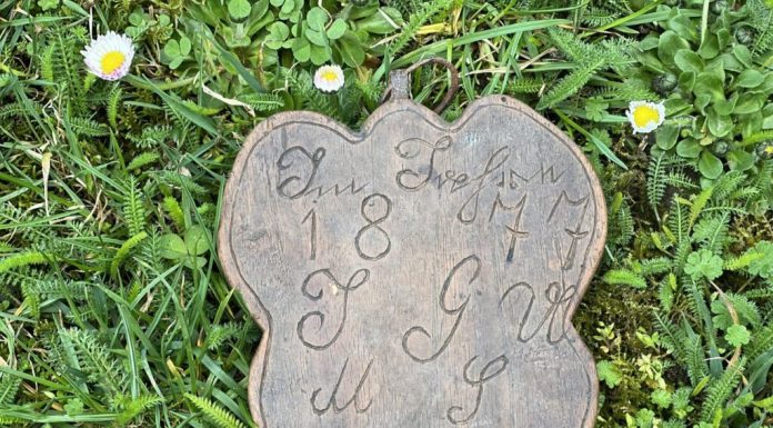 WhatsApp-ul de altădată. Cum comunicau sașii dintr-un sat transilvan fără internet