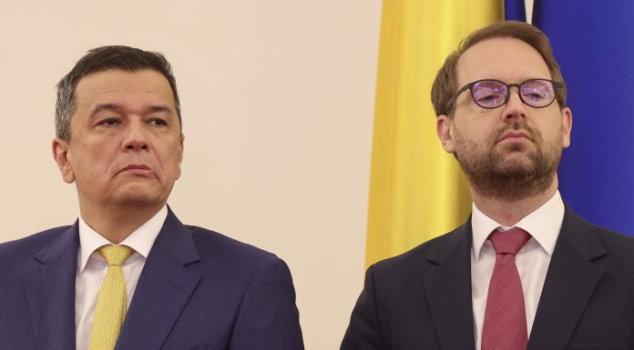 Președintele USR: ”O moţiune de cenzură înseamnă luni de instabilitate politică, un nou tăvălug al preţurilor”