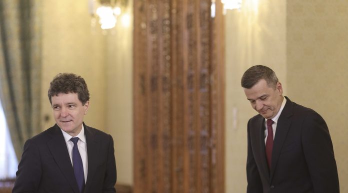 Răspunsul președintelui Nicușor Dan, întrebat dacă PSD a ”amenințat” că va apela la CCR pentru a demite Guvernul Bolojan