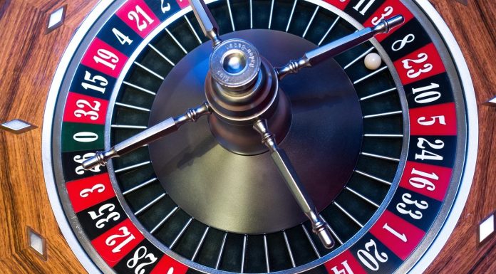 Sălile de jocuri vor mai funcționa doar în hoteluri de 4 sau 5 stele sau în mall-uri cu suprafața de peste 5.000 mp, în Brașov