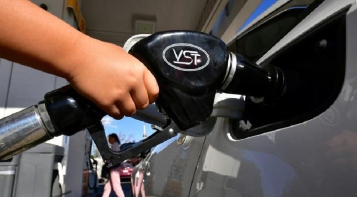 Noi scumpiri în benzinăriile OMV Petrom şi Rompetrol