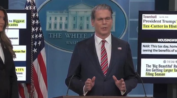 SUA blochează criptomonede cu legături cu Iranul în valoare de 344 de milioane de dolari, anunţă secretarul american al Trezoreriei Scott Bessent