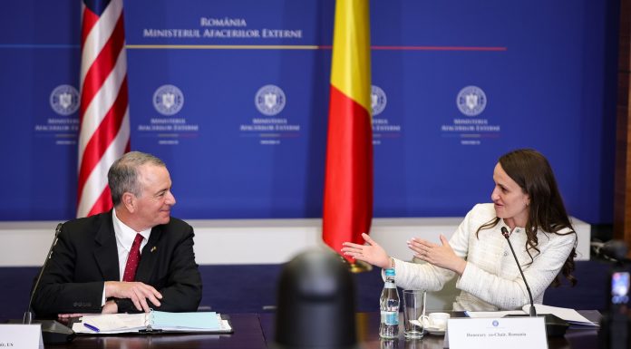 Reuniune România-SUA pentru avansarea programelor de excelenţă educaţională. Oana Ţoiu şi Darryl Nirenberg au co-prezidat Consiliul Director al Comisiei Fulbright/ Ţoiu: Parteneriatul cu SUA, mai puternic când investim în minţile strălucite ale tinerilor