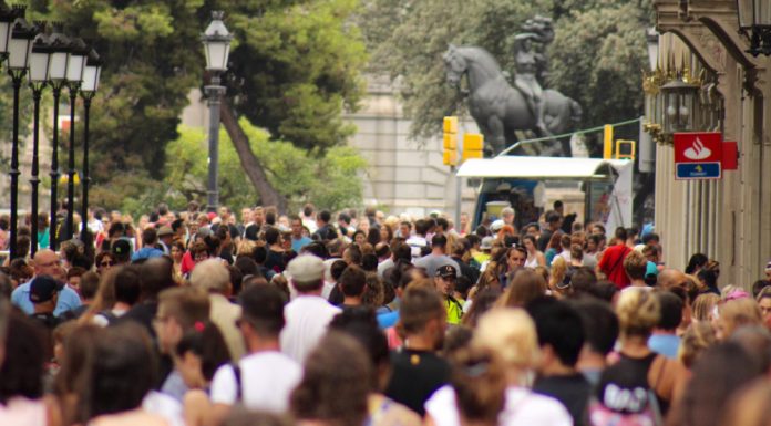 Eurostat: Populaţia UE este estimată să scadă cu 11,7% până în 2100, ceea ce înseamnă aproximativ 53 de milioane de persoane / Creştere în următorii trei ani / Cum arată proiecţiile pentru România