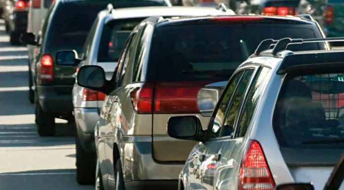 Situația traficului, vineri după-amiaza: Aglomerație pe A1 și DN1