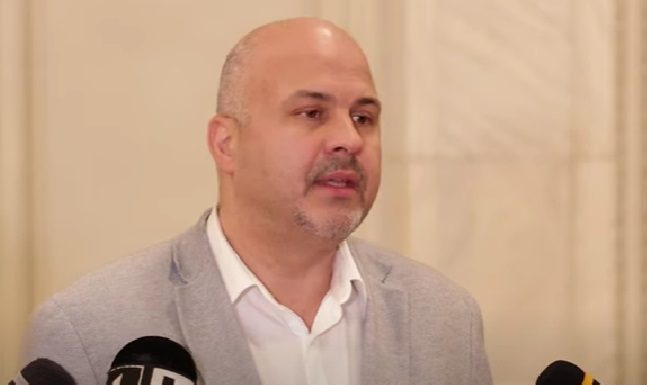 Deputatul USR Emanuel Ungureanu, scrisoare deschisă către preşedinte: Nicuşor Dan, eşti un coşmar! / Vă sfătuiesc să nu faceţi şi ultimul joc al Securistanului, nu renunţaţi la Ilie Bolojan!