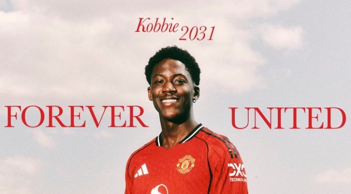 Manchester United: Kobbie Mainoo şi-a prelungit contractul până în 2031