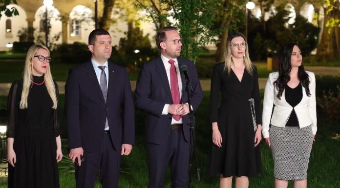 Dominic Fritz: Vor exista discuţii cu parlamentari neafiliaţi, cu parlamentari din partide mai mici care îşi doresc să arate o responsabilitate faţă de această ţară/ Nu putem să trăim într-o realitate paralelă