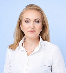 Eveniment News.ro: Ioana Voinescu (BCR): Avem ca obiectiv să ajungem la finalul anului la 25% finanţări verzi în portofoliul de corporate / Pe retail, avem obiectiv să ajungem la 15% anul viitor, finanţări verzi la nivel de grup – VIDEO