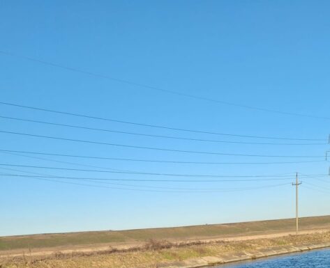 Un bărbat a căzut din barcă într-un lac din Prahova