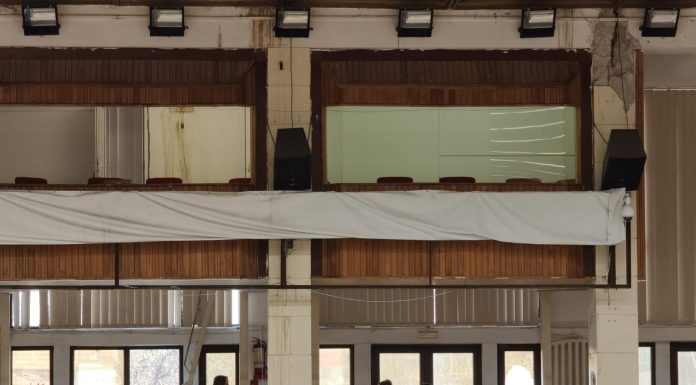 Protecţia Consumatorului Constanţa a decis interzicerea participării spectatorilor la competiţiile de la Sala Sporturilor, dar a permis desfăşurarea întrecerilor sportive / Decizia, luată după neregulile găsite la clădire