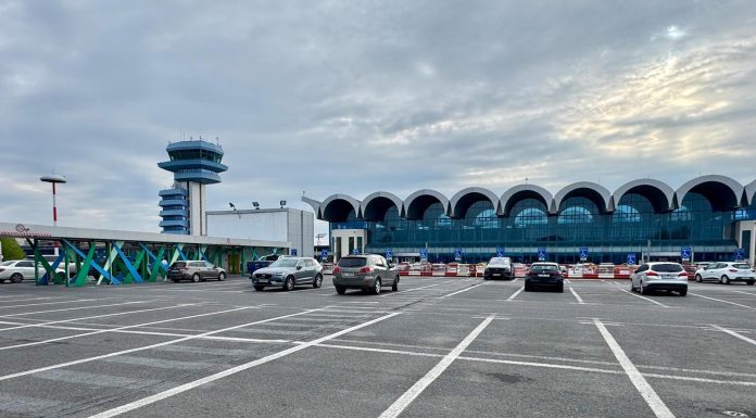 FOTO Amenzi la Aeroportul Otopeni