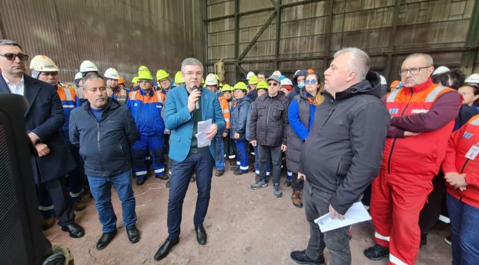 Sindicaliştii Şantierului Naval Mangalia îi cer ministrului Darău explicaţii referitoare la soarta angajaţilor şi activelor companiei