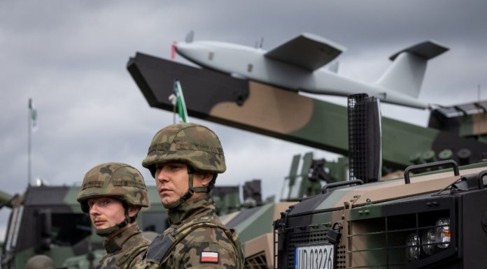 Fost comandant american în Europa critică decizia de a opri desfășurarea de trupe în Polonia. „Nu există claritate”