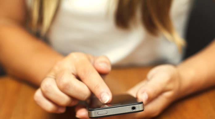 Nu uita să-ți închizi telefonul o dată pe săptămână. Recomandarea nu ține de baterie sau spațiul de stocare