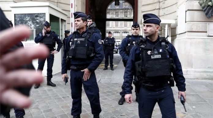 Tragedie în Franța: o mamă și trei copii au murit după ce au căzut de la etajul 13 al unui bloc din Toulon