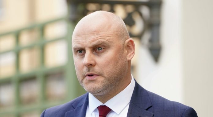 „Criza dronelor” din Letonia a reconfigurat toată coaliția de guvernare. Noul premier își anunță un program cu unic punct: „securitatea”