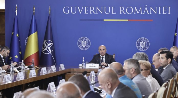 UPDATE – Premierul Bolojan nu exclude posibilitatea revenirii la Palatul Victoria, dacă ”se va ajunge într-o situaţie în care va fi nevoie de asta”: Nu voi fugi de o astfel de răspundere / Ce spune despre ”pesedism”