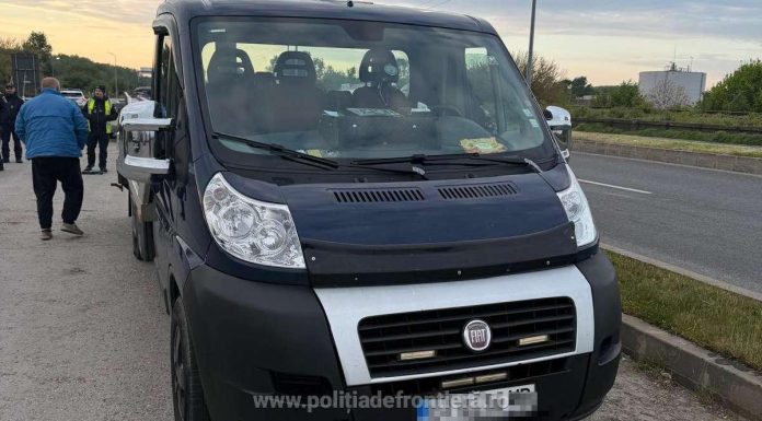 Descoperire de aproape 30.000 de euro în Giurgiu. Ce au găsit oamenii legii în podeaua unei remorci. FOTO