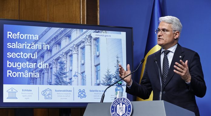 Dragoş Pîslaru, după discuţiile cu sindicatele din Educaţie: Nimeni nu este bucuros pe nici o parte / Eu legea am preluat-o ca atare, trebuie să-i întrebaţi pe cei care au pregătit-o de ce are lacunele respective / Sunt pe post de ţap ispăşitor