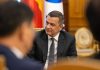 Preşedintele Camerei Deputaţilor, Sorin Grindeanu, a depus la CCR o cerere de soluţionare a unui conflict juridic de natură constituţională, cu privire la ordonanţa SAFE, adoptată de guvernul Bolojan când a devenit interimar