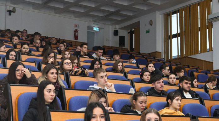 Nicușor Dan: ”Societatea și-a pierdut reperele”. Invitația adresată de președinte comunității academice din România